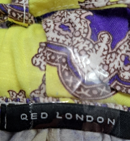 QED London Halter Top Size S - Picture 5 of 5